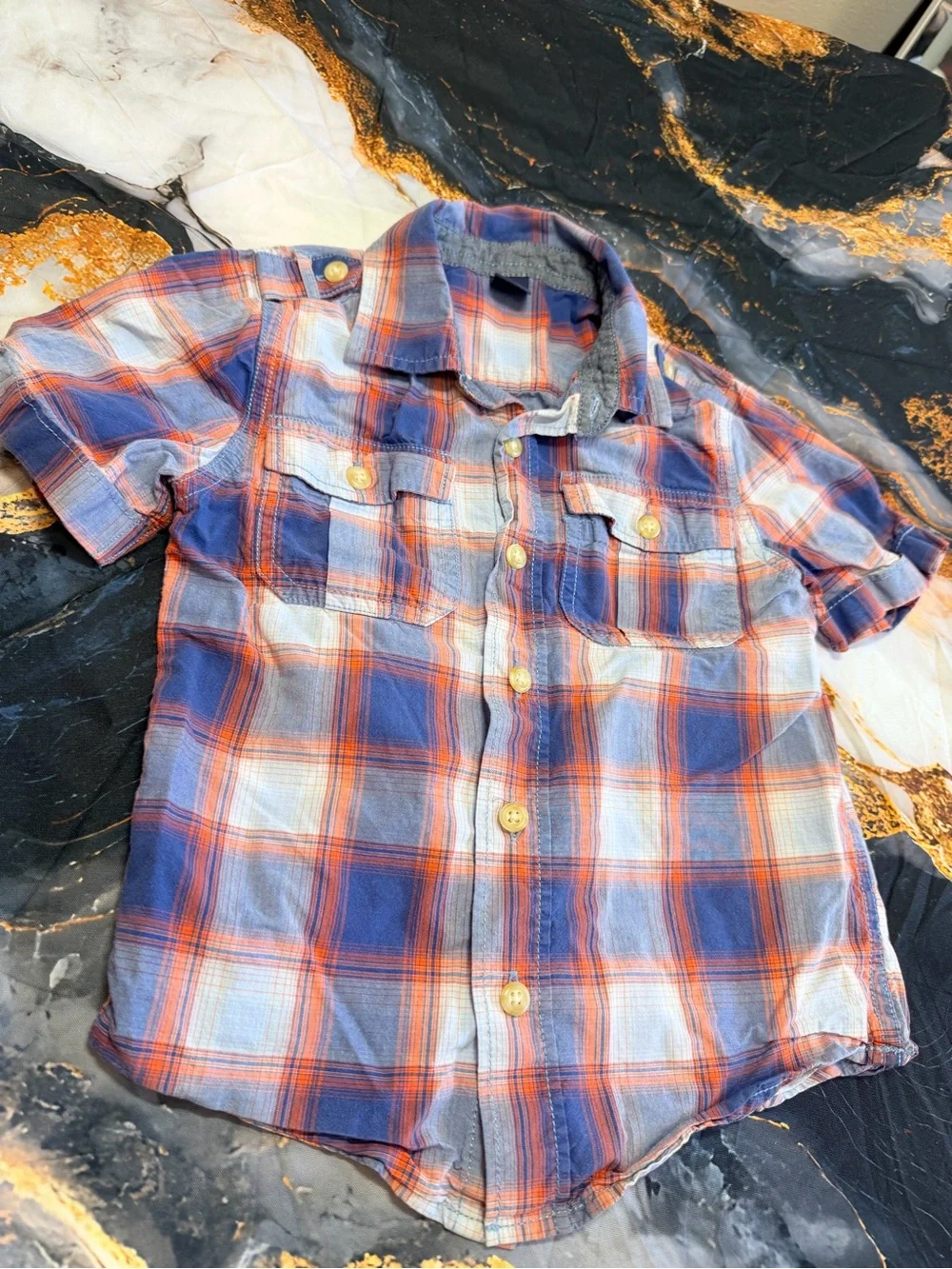 GapsKids button shirt size 4 toddler